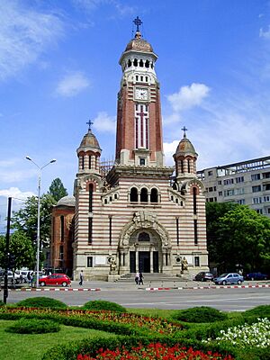 Archivo:Ploiesti-Catedrala-5