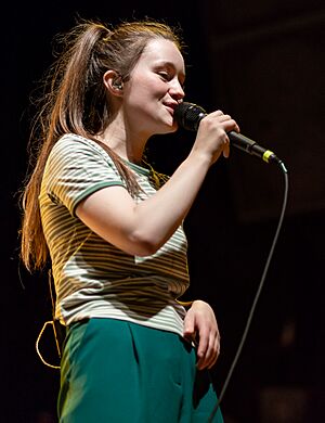 Archivo:Sigrid 04 16 2018 -15 (40747405495)