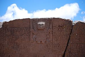 Archivo:Sluneční brána - Puerta del Sol - Tiwanaku - panoramio