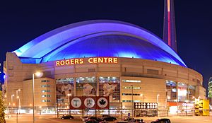 Archivo:Toronto - ON - Rogers Centre (Nacht)