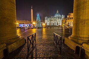 Archivo:Vatican City Rome Italy (93601039)