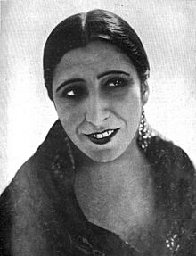 1928-10-27, La Esfera, Lola Membrives (cropped).jpg
