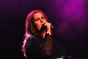 Archivo:Alison Moyet Dublin 2008