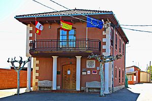 Archivo:Ayuntamiento de Andavías