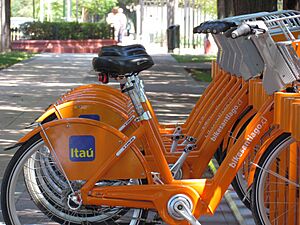 Archivo:Bikesantiago.cl (13882549644)