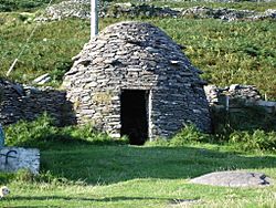 Archivo:Dingle beehive hut