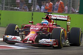 Archivo:Fernando Alonso 2014 Singapore FP1