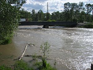 Archivo:GallatinRiverFloodNearI-90