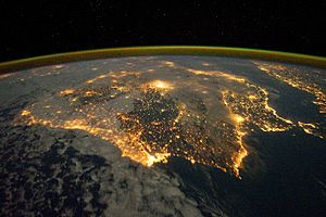Archivo:Iberian Peninsula at Night - NASA Earth Observatory