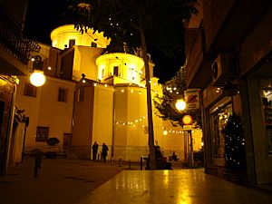 Archivo:Iglesia San Vicente Ferrer (por detrás)