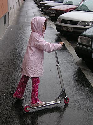 Archivo:Kick scooter II