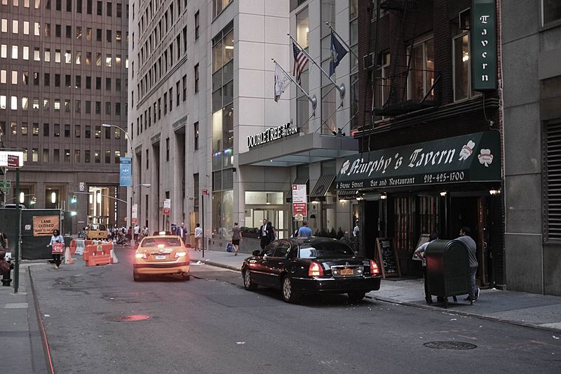 Murphy's Tavern and the DoubleTree (29462702485)