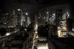 Archivo:New York City at night HDR