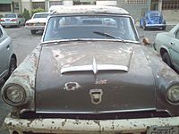 Archivo:Old car in Maracaibo