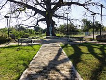 Archivo:Parque Monumento Agüeybaná II, El Bravo, en Ponce, Puerto Rico (DSC02669)