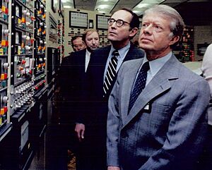 Archivo:President Carter in the TMI-2 Control Room (cropped)