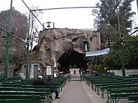 Archivo:Santuario Lourdes22