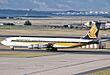 Singapore_Airlines_Boeing_Boeing_707-327C_at_Sydney_Airport