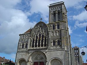 Archivo:Basilique à Vézelay
