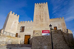 Archivo:Castillo de Bétera tras reforma