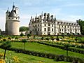 Château de Chenonceau - west view from Catherine de Medici Gardens 1a (4 May 2006)