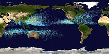 Archivo:Global tropical cyclone tracks-edit2