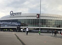 Archivo:Laver Cup 2017 O2 Arena Prague (outside)
