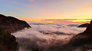 Archivo:Mar de nubes jc