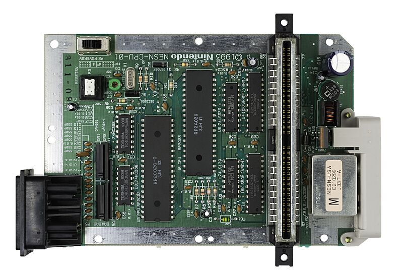 Nintendo-NES-Mk2-Motherboard-Top