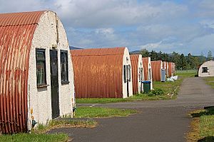 Archivo:Nissen Huts, Cultybraggan Camp