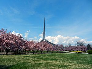 Archivo:North Christian Church Columbus, Indiana