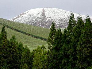 Archivo:Pico da Sé, Inverno de 2008, ilha das Flores, Açores