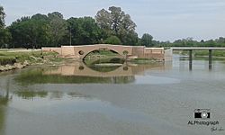 Archivo:Puente Viejo-Areco