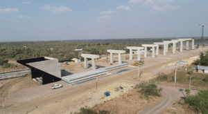 Archivo:Puente de la Ruta PY15 Bioceánica en Carmelo Peralta (En construcción)