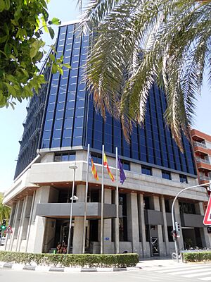 Archivo:Torrent. Ajuntament 2