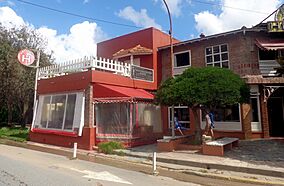 Archivo:Villa Gesell Juan Sebastian Bar Moris