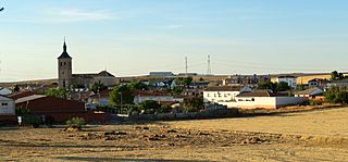 Yunclillos, vista de la población.jpg