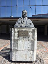 Archivo:Busto de Eugenio Espejo, CCE (Quito)