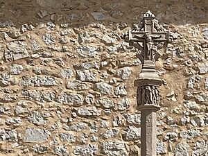 Archivo:Crucero Santa Eulalia del Campo-2