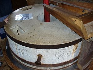 Archivo:DeZwaanMillstone