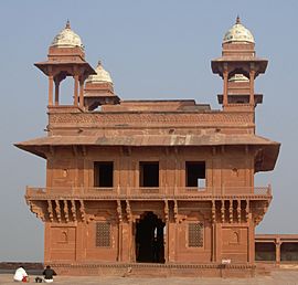 Diwan-i-Khas-Fatehpur-Fatehpur Sikri India0022.JPG