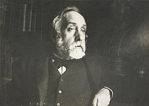Archivo:Edgar Degas self portrait photograph