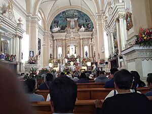Archivo:El Interior