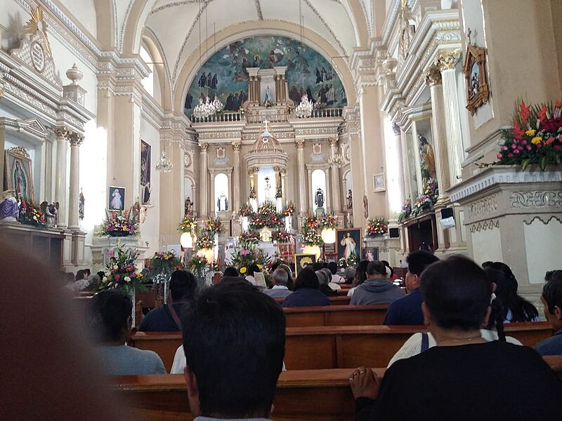 El Interior