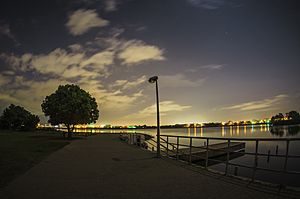 Archivo:Jabi lake