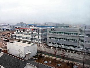 Archivo:Kaesong model complex