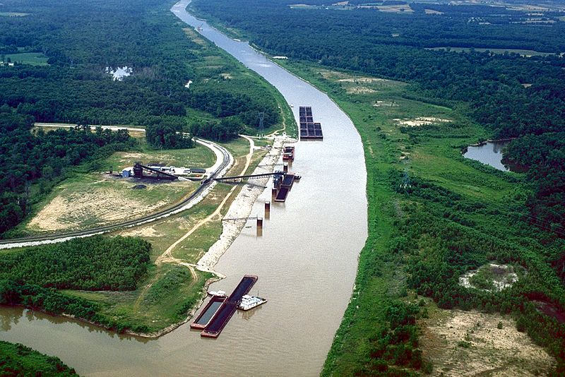 Kaskaskia River Illinois and barges