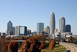 Archivo:Skyline of Charlotte, North Carolina (fall 2007)
