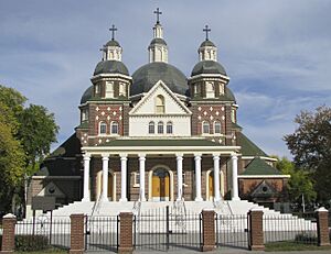 Archivo:St Josaphat from W