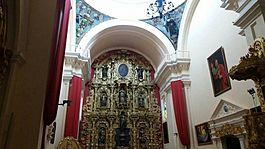 Archivo:Teɡuciɡalpa interior cathedral